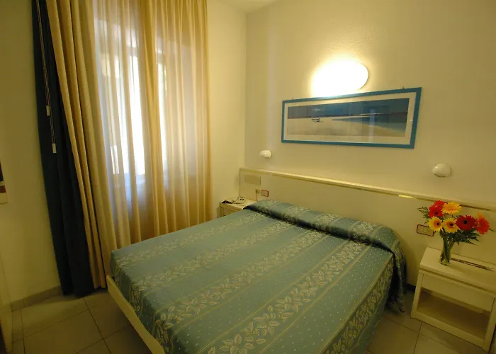 فندق كريستال