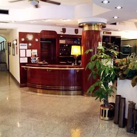 Szálloda Crystal 4*
