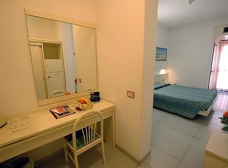 Hotel Crystal 4*
